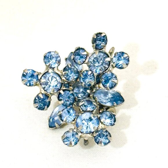 Vintage Silver-Tone Blue Layered Rhinestone Cluster Brooch/Pin - Picture 2 of 8